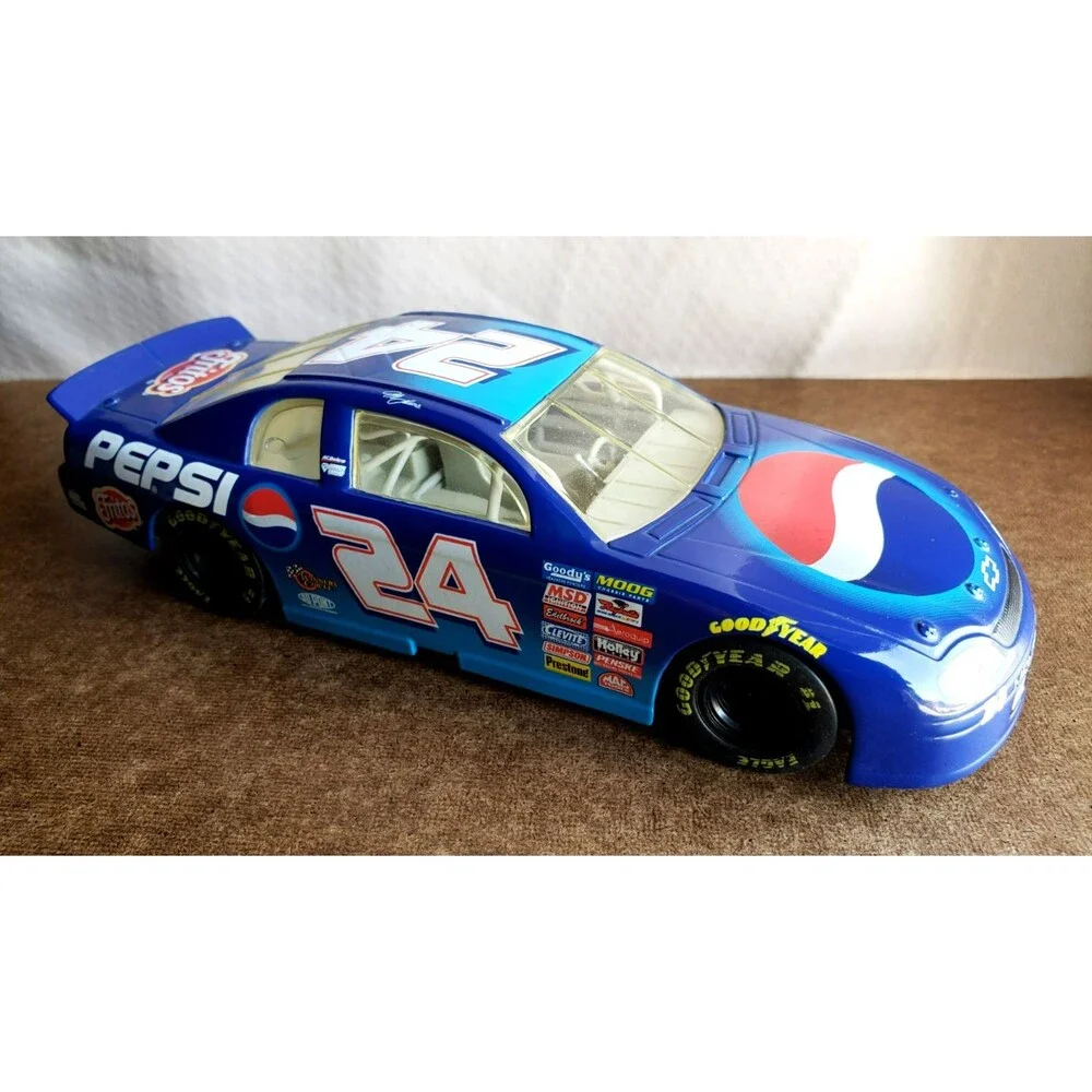 1999 Hasbro NASCAR JEFF GORDON '98MONTE CARLO CHEVROLET PEPSI 24 Blue 1:24 LOOSE